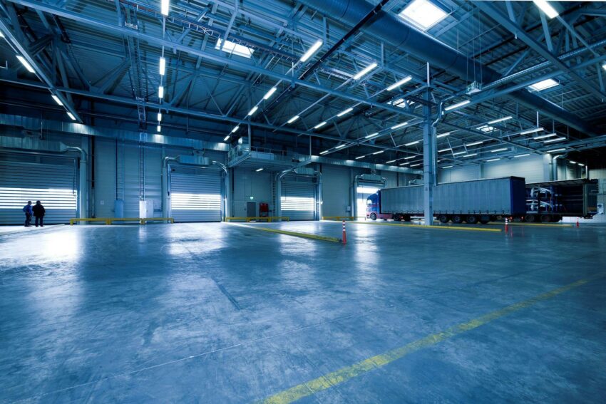 clean warehouse